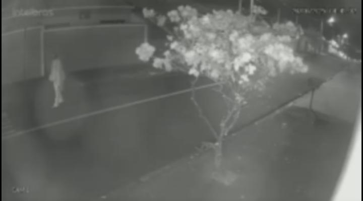 Câmera de residência é destruída por vândalos pela 3ª vez no Centenário