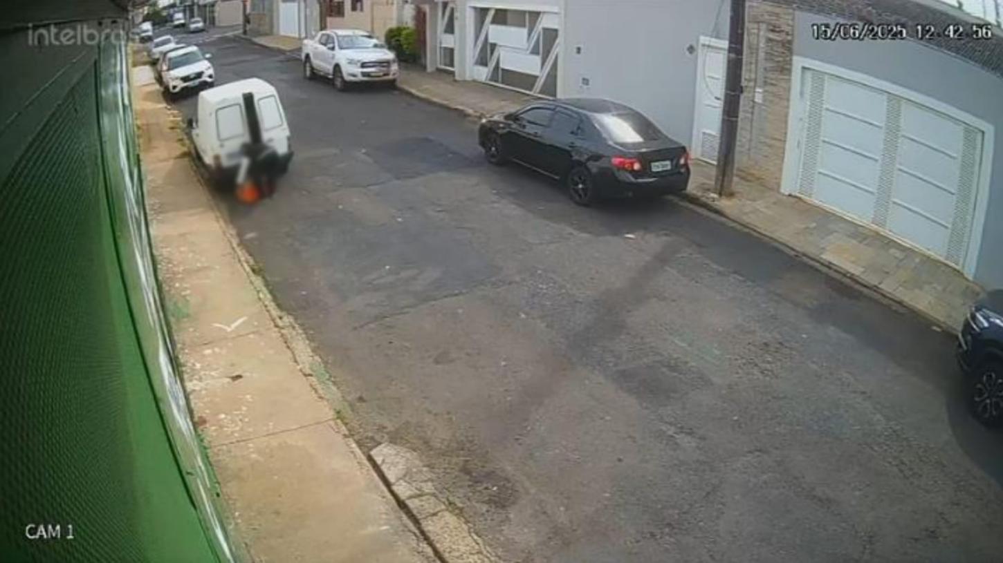 Cantor tem equipamentos de som furtados na Vila chico Júlio