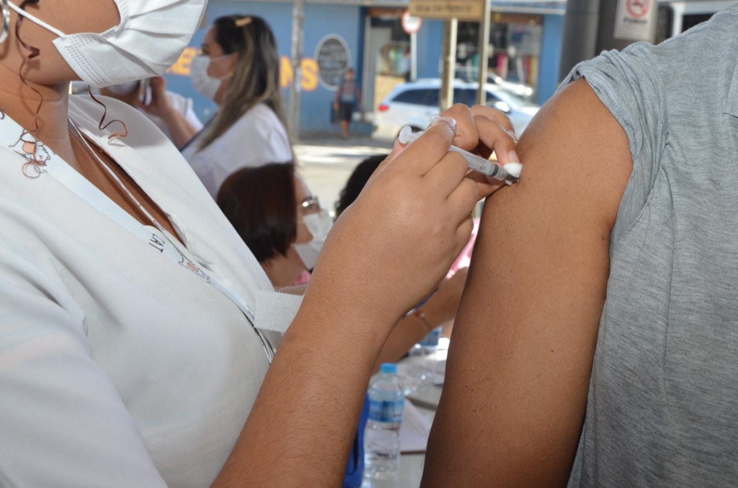 Terminal “Ayrton Senna” terá posto de vacinação contra a gripe no sábado (7)