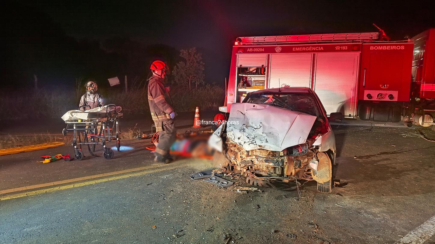 Acidente no trevo do Paiolzinho deixa quatro pessoas feridas