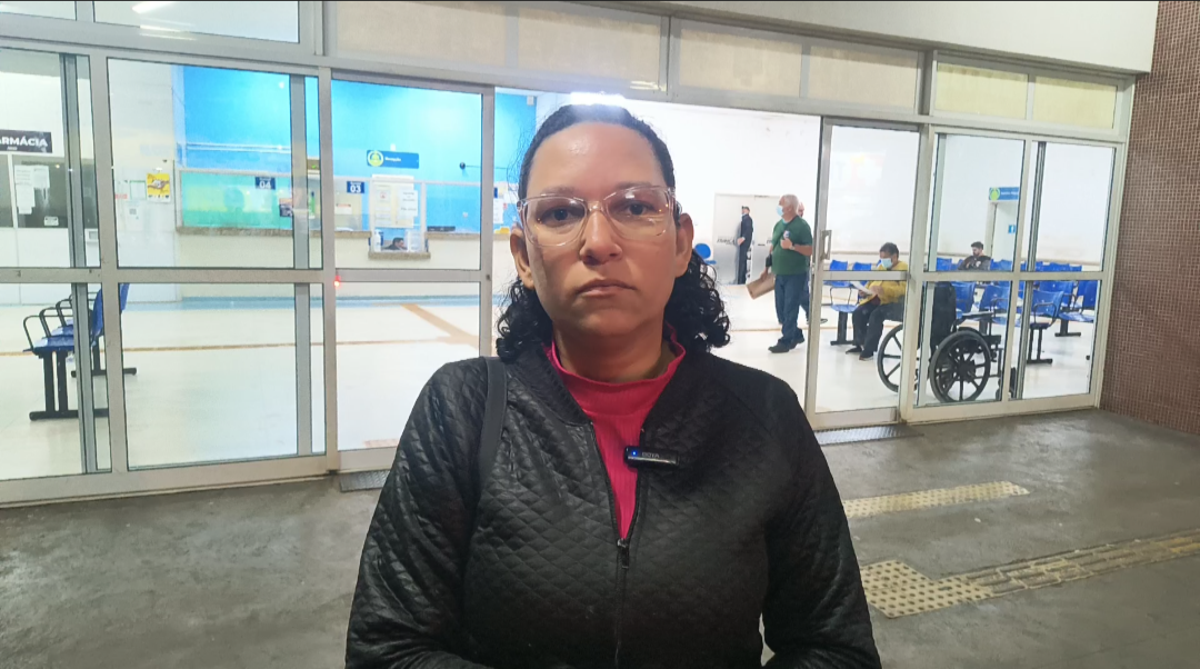 Idosa com suspeita de AVC está há três dias aguardando vaga para internação