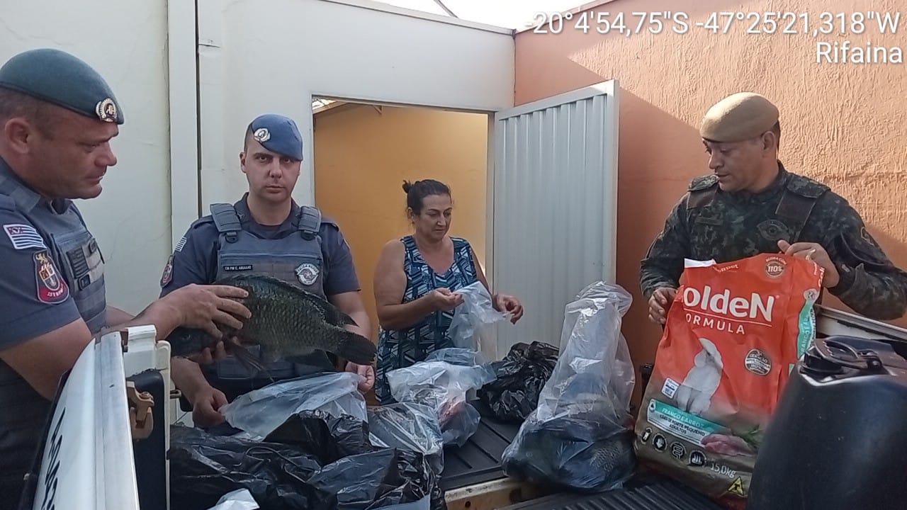 Homens são multados em mais de R$ 3 mil por ultrapassar limite de pesca