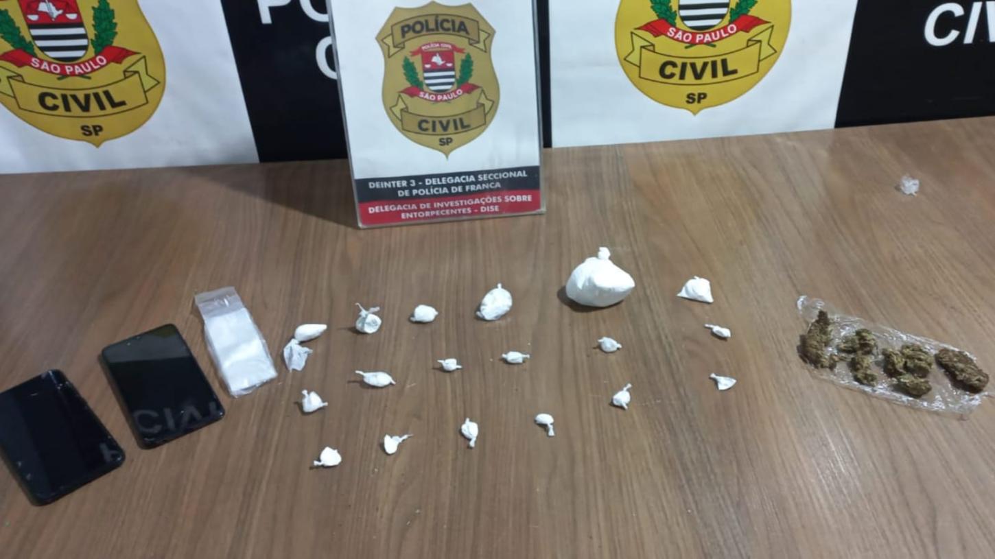 Dise prende dois homens por tráfico de drogas no residencial Santa Maria