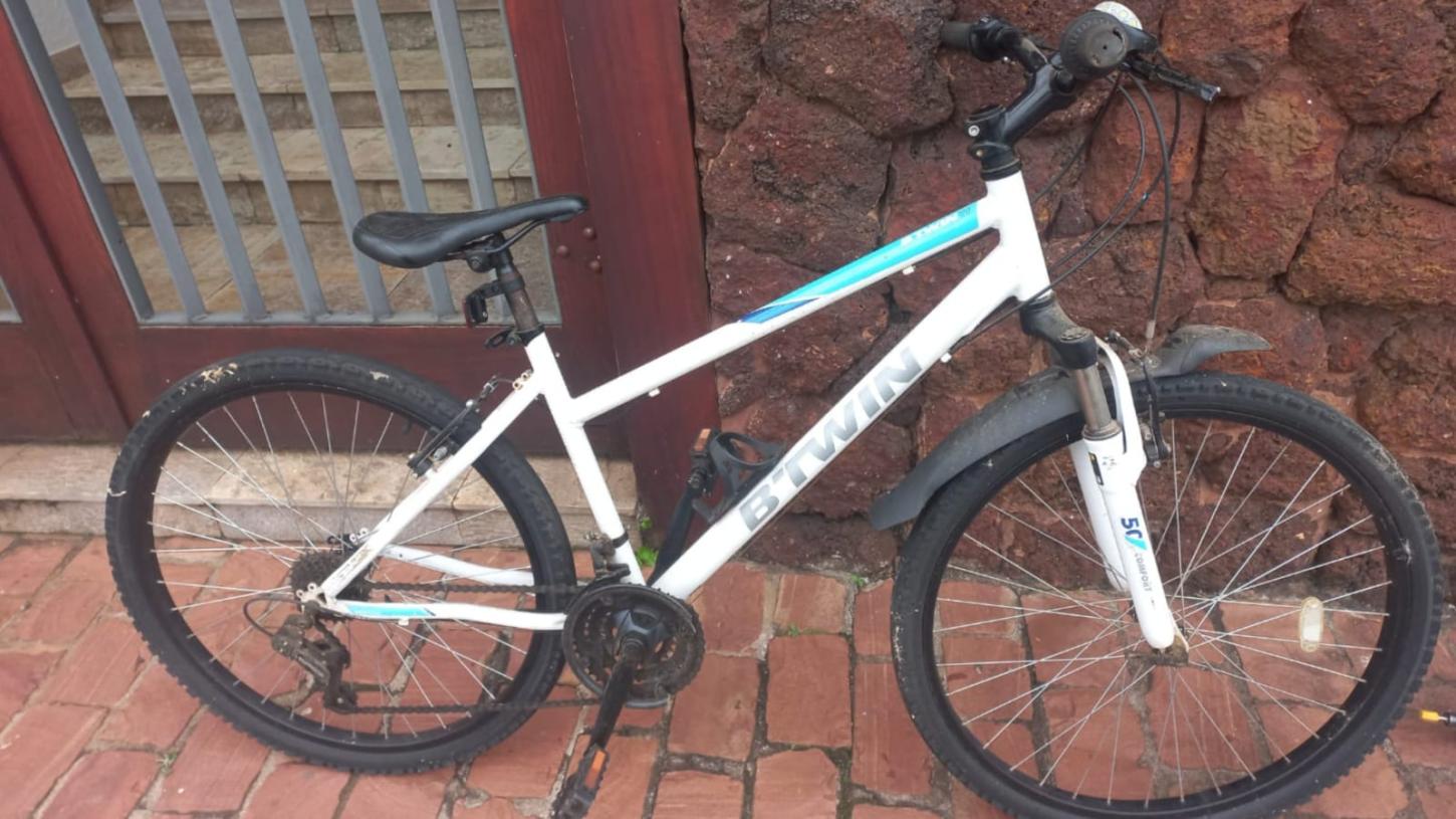 Homem é preso após furtar pastelaria e residência no Centro de Franca