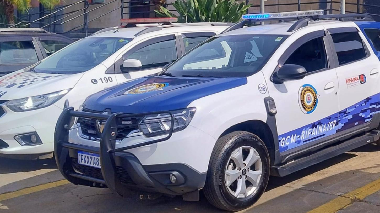 Homens são detidos após fugirem de restaurante sem pagar conta