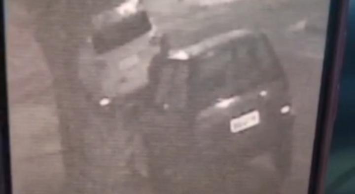 Câmera Flagra homem furtando bateria de veículo no Jardim Petraglia