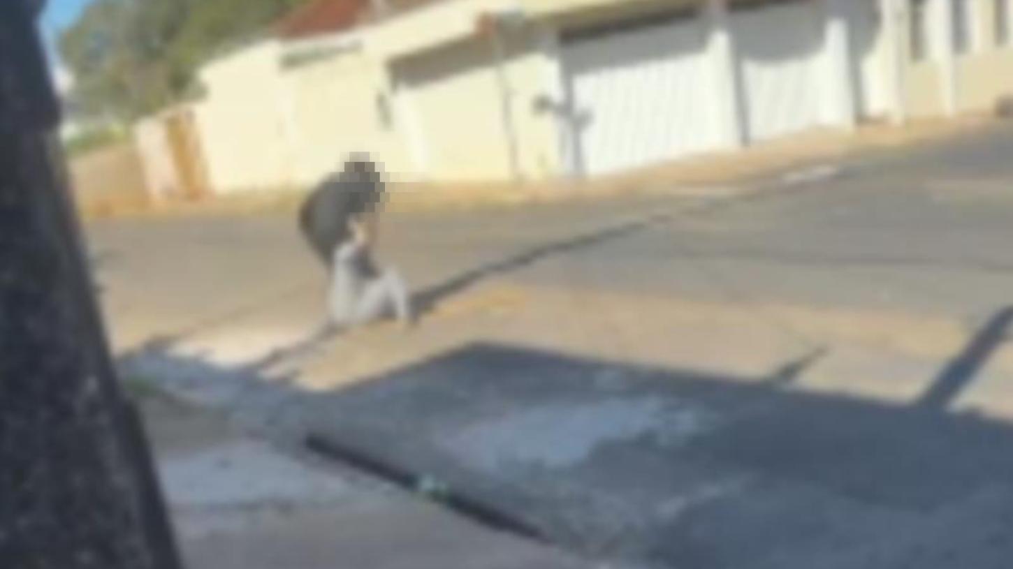 Mulher é agredida por vizinha após negar dinheiro para 