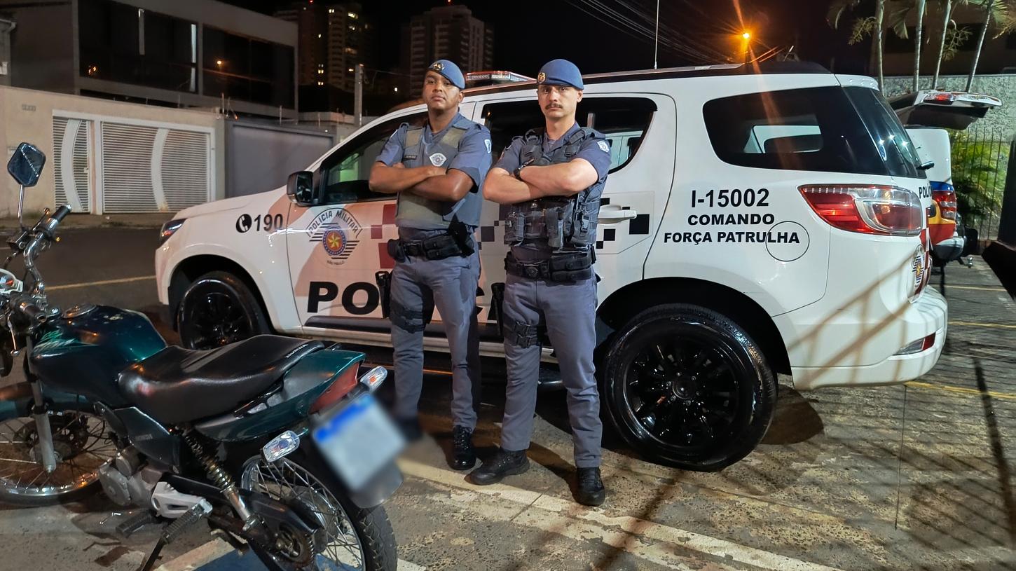 Moto furtada na Vila 