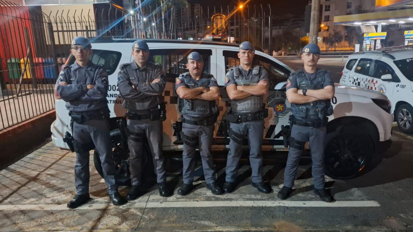 Traficantes são presos pela PM na avenida Abrahão Brickmann