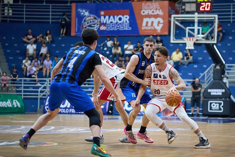Franca perde para o Pinheiros e sofre a segunda derrota no Paulista