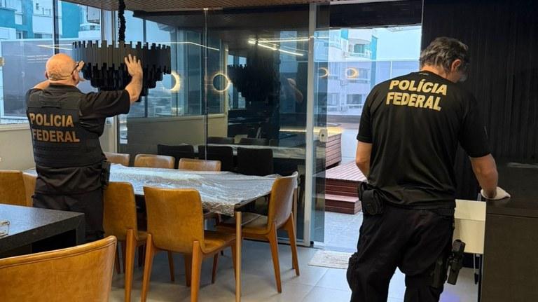 PF cumpre mandado contra tráfico internacional de pessoas em Franca