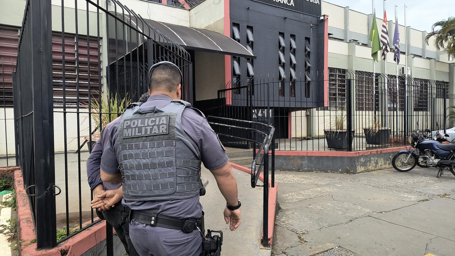 Dono de ferro-velho condenado por receptação é capturado pela PM