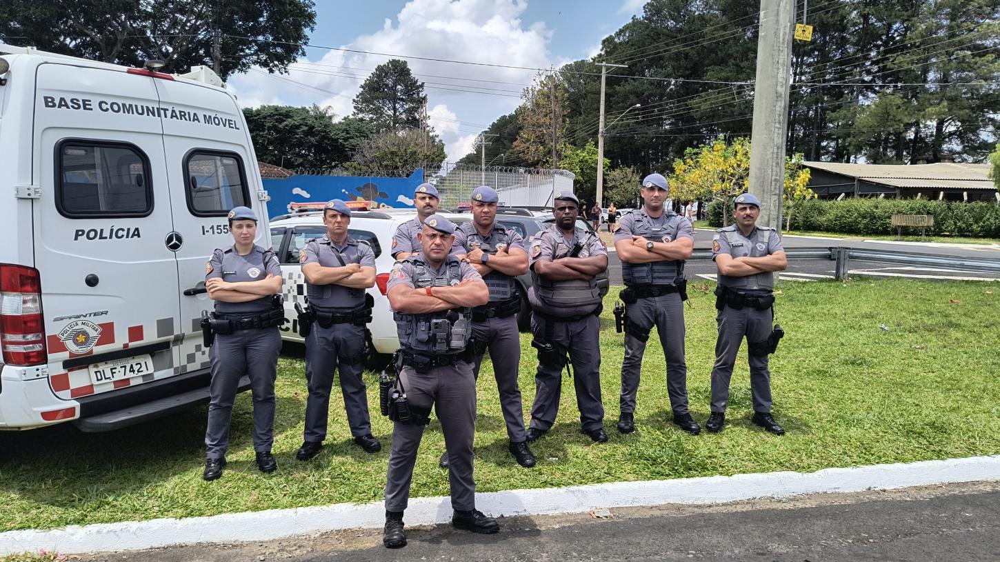 PM recupera carro roubado e evita furto em imóvel no City Petrópolis