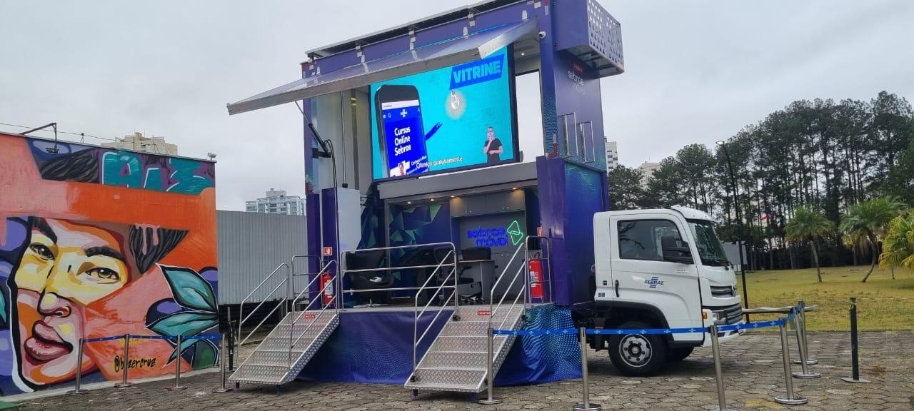 Sebrae Móvel oferece atendimentos gratuitos para empreendedores