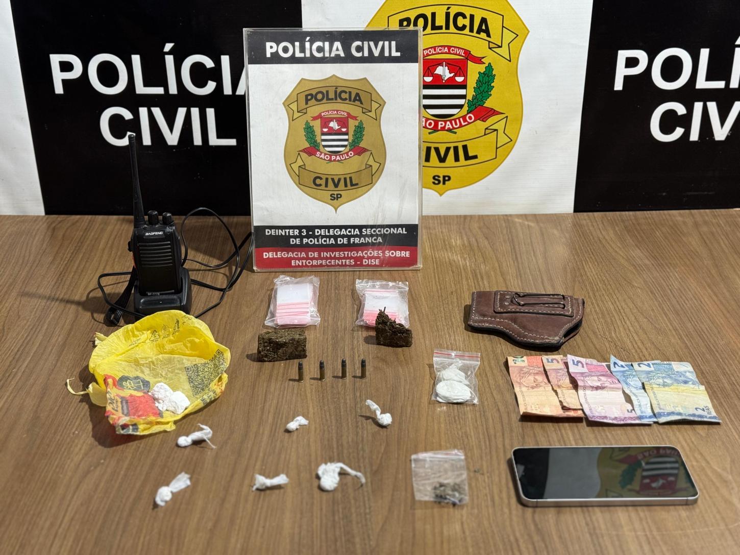 Adolescente é apreendido pela Dise com drogas e munições no Petrópolis