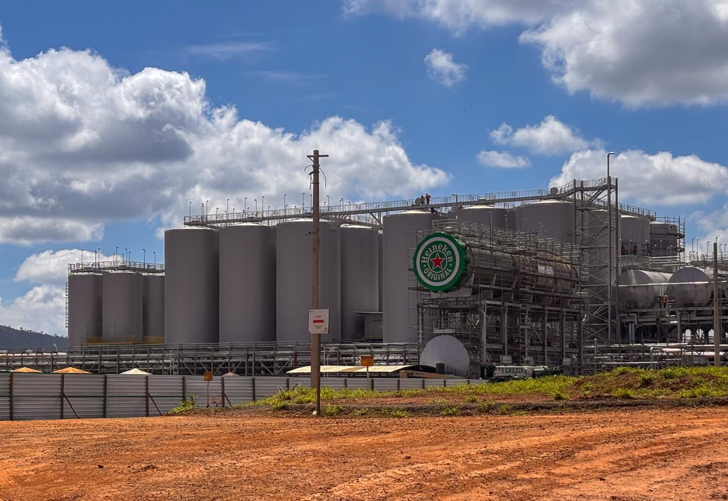 Fábrica do Grupo Heineken é inaugurada em Passos (MG)
