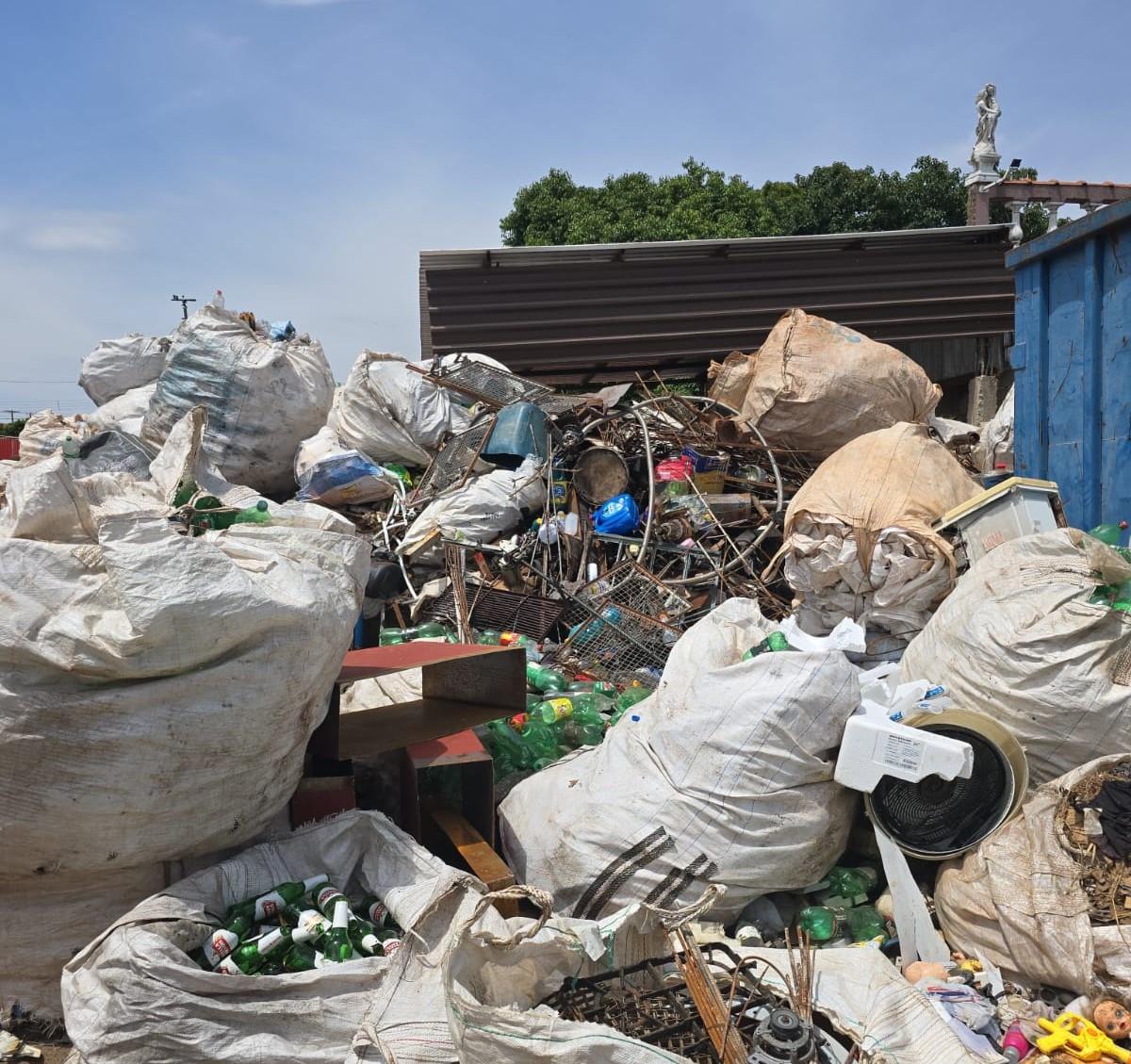 Guarda Civil e Polícia Militar realizam fiscalização em depósitos de sucatas