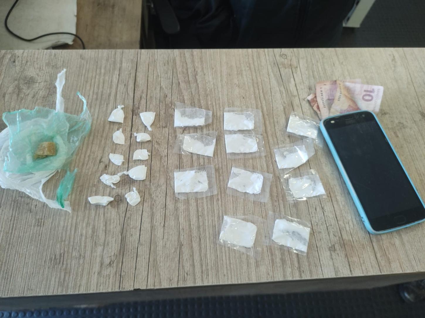 Polícia Militar prende traficante 