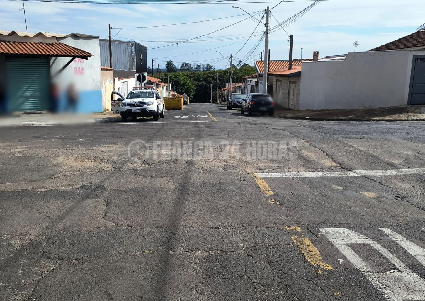 Motociclista se envolve em acidente no Petrópolis e vai parar na Santa Casa