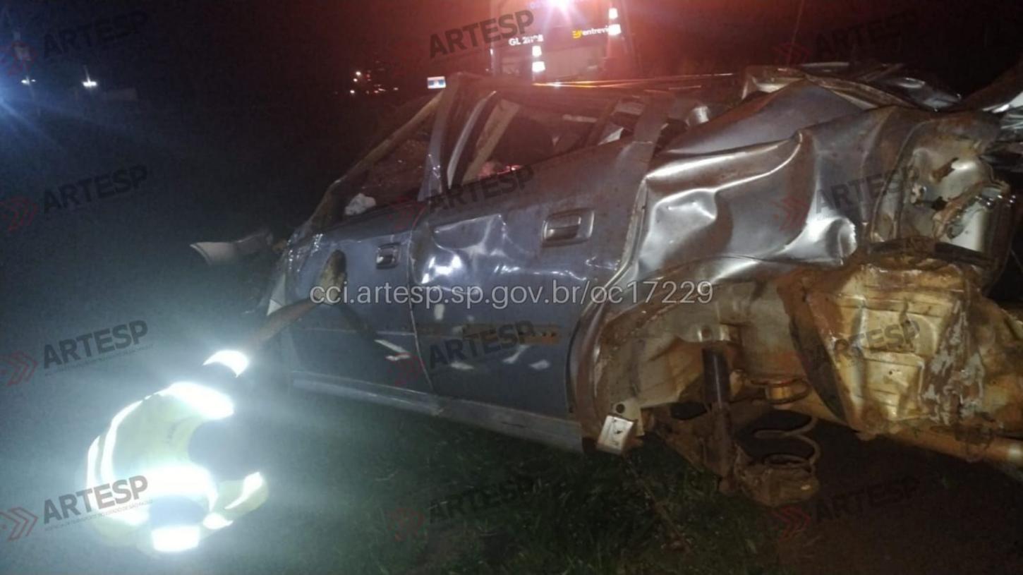 Mulher morre após capotamento na rodovia Anhanguera em Aramina