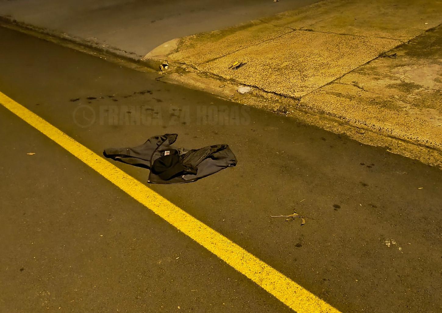 Tentativa de furto termina com ladrão baleado e três criminosos presos