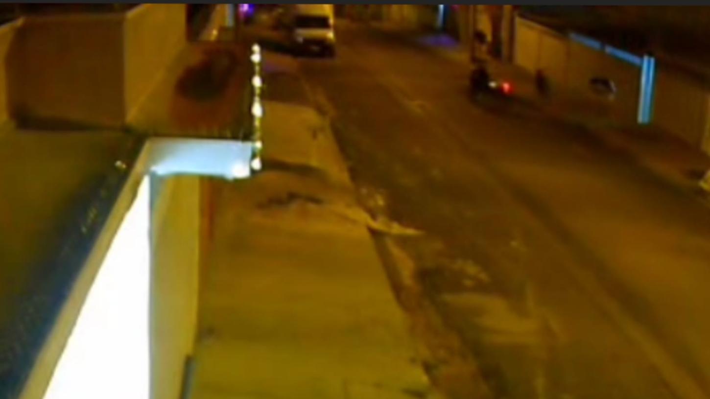 Câmeras flagram furto de moto no residencial João Liporoni