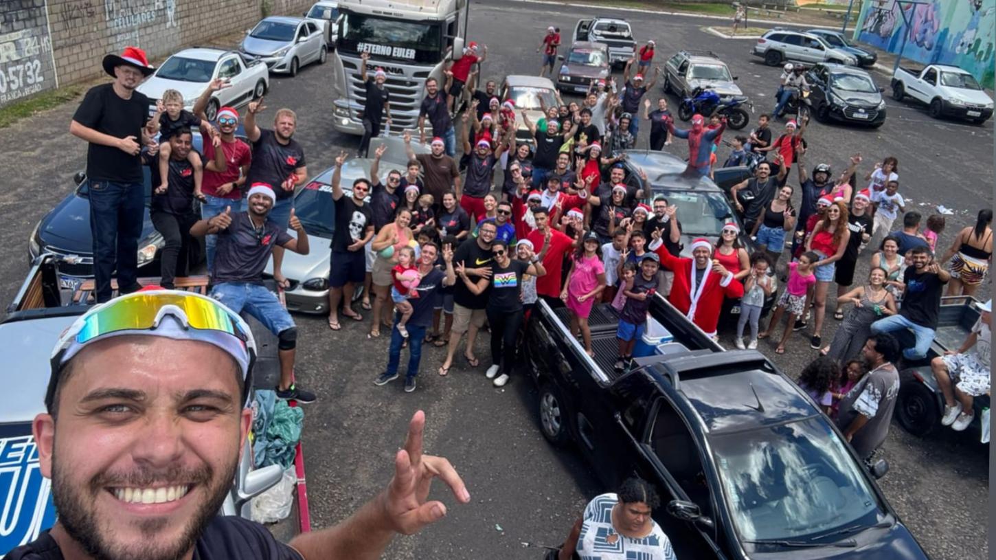 Com brinquedos e afeto, ação natalina emociona crianças em Franca