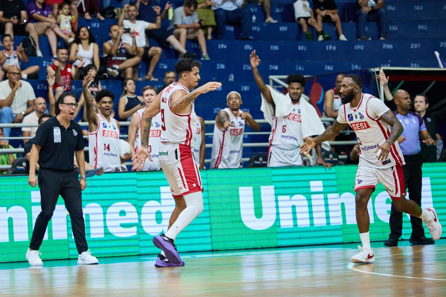 Com Lucas Dias inspirado, Franca vence São José por 104 a 85 no NBB