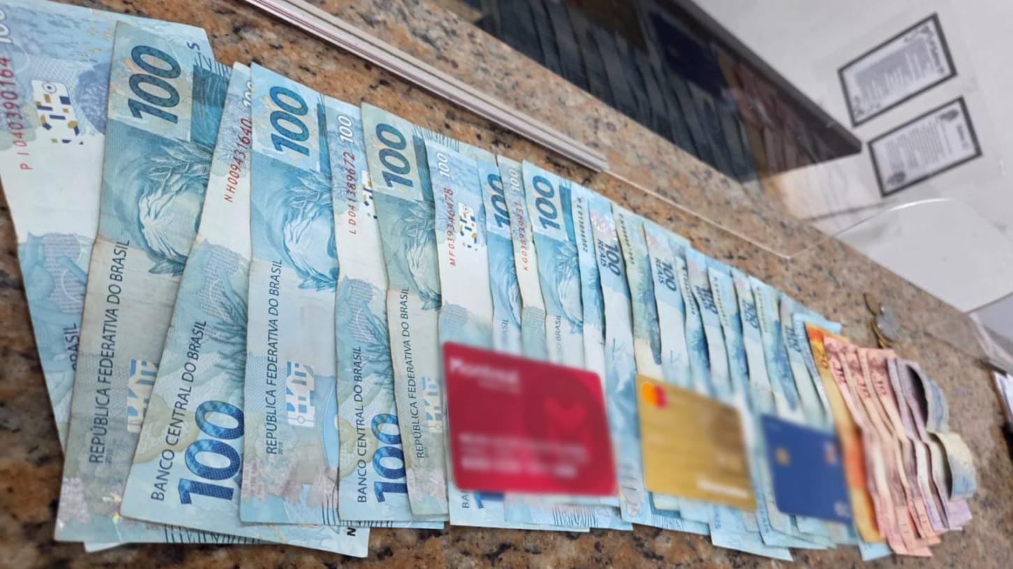 Homem é detido pela GCM dentro de CAPS após furtar a própria mãe