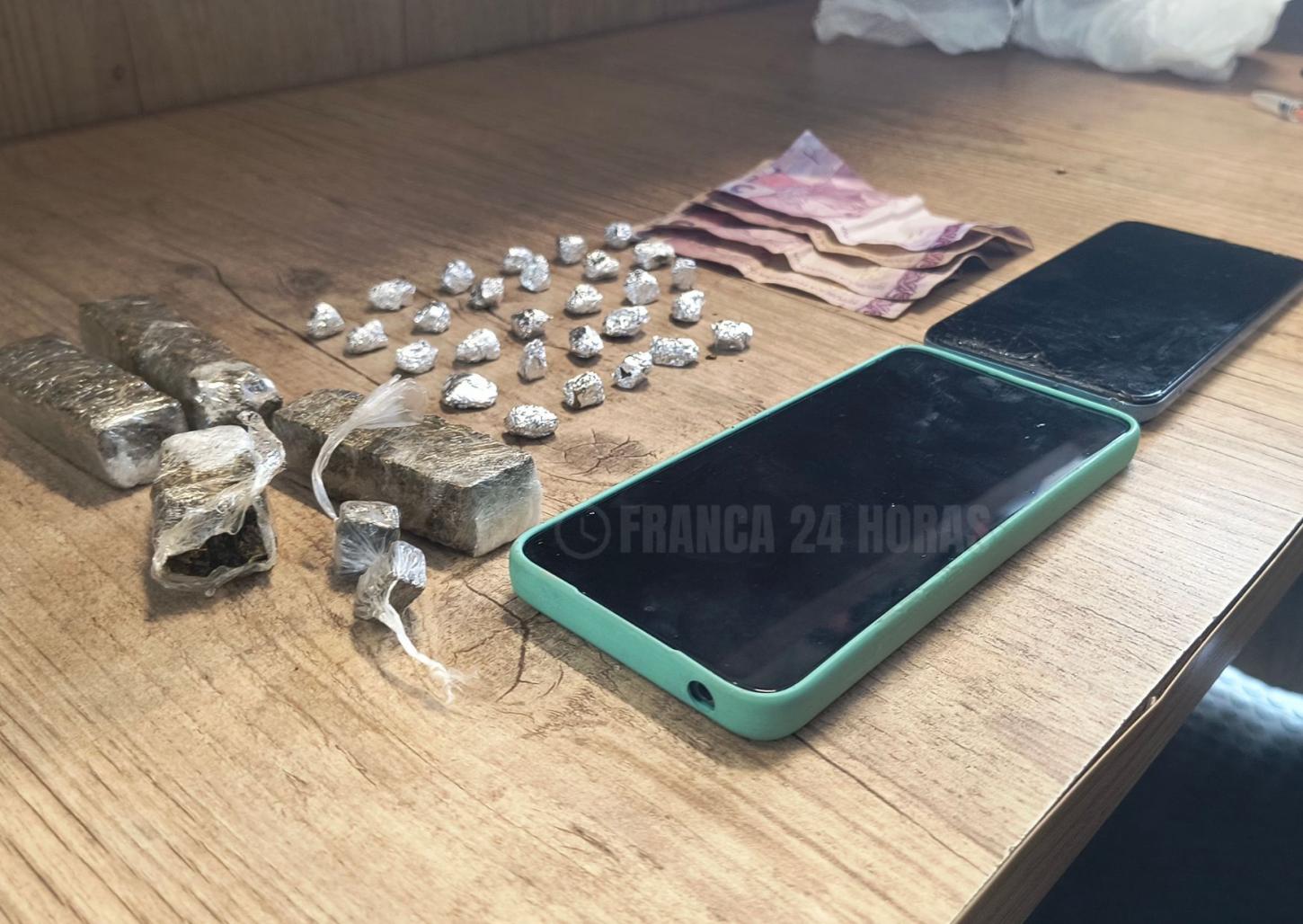 Traficante é preso pela PM após ser denunciado no Jardim Aeroporto