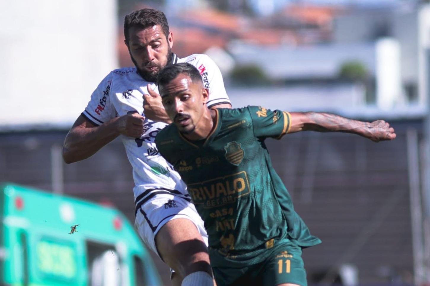 Com um jogador a menos, Francana perde para o São Bernardo no Lanchão