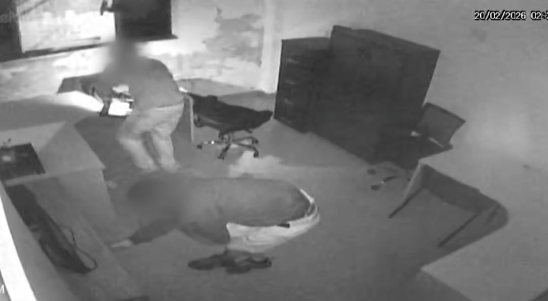 Criminosos furtam gráfica durante a madrugada na Vila Tótoli