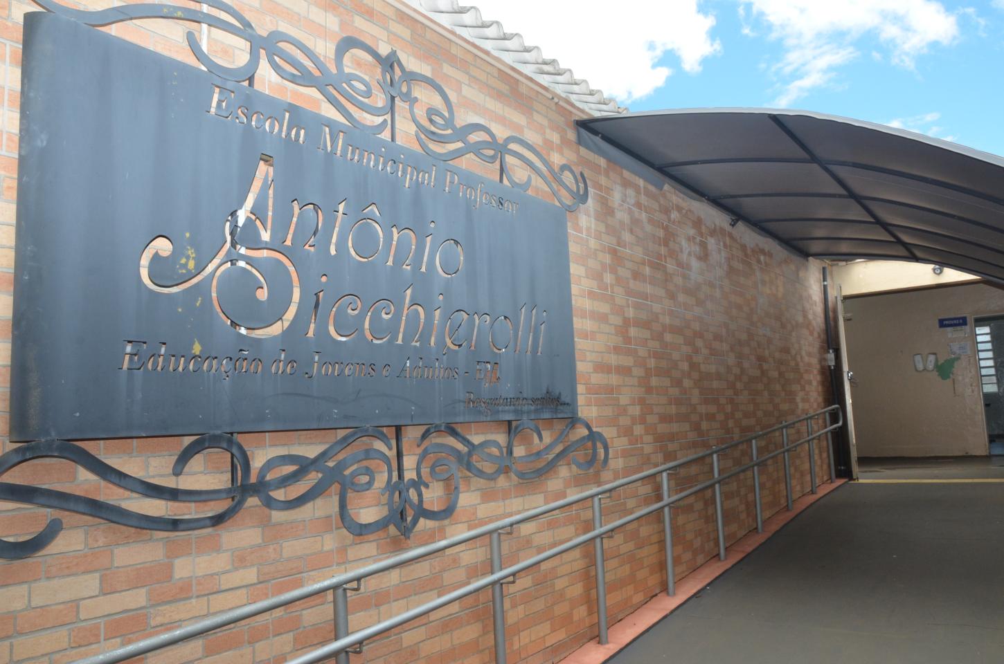 Cursinho popular gratuito está com inscrições abertas