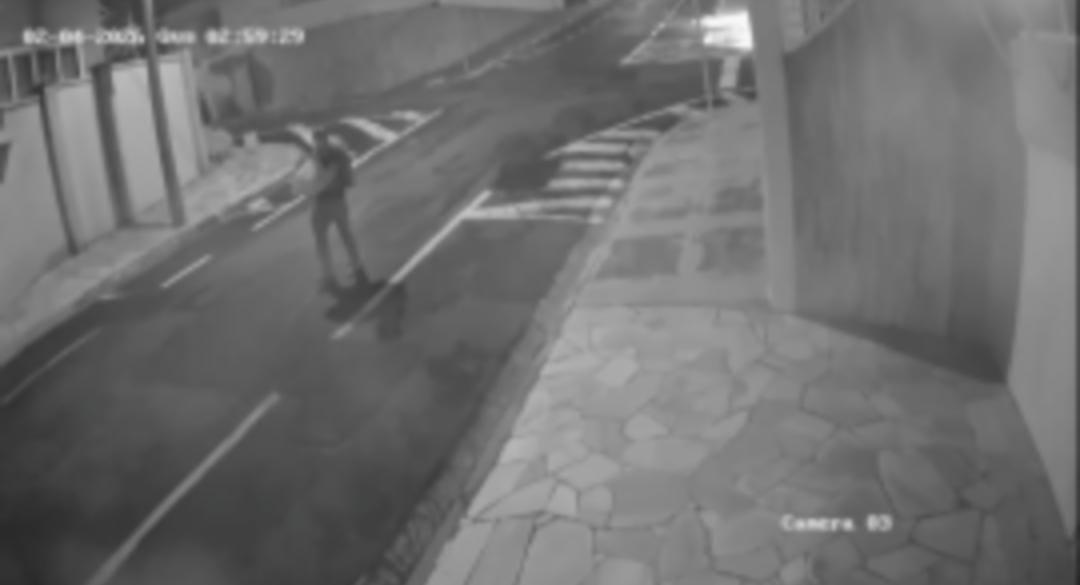 Homem é preso pela PM após furtar escritório de advocacia em Franca