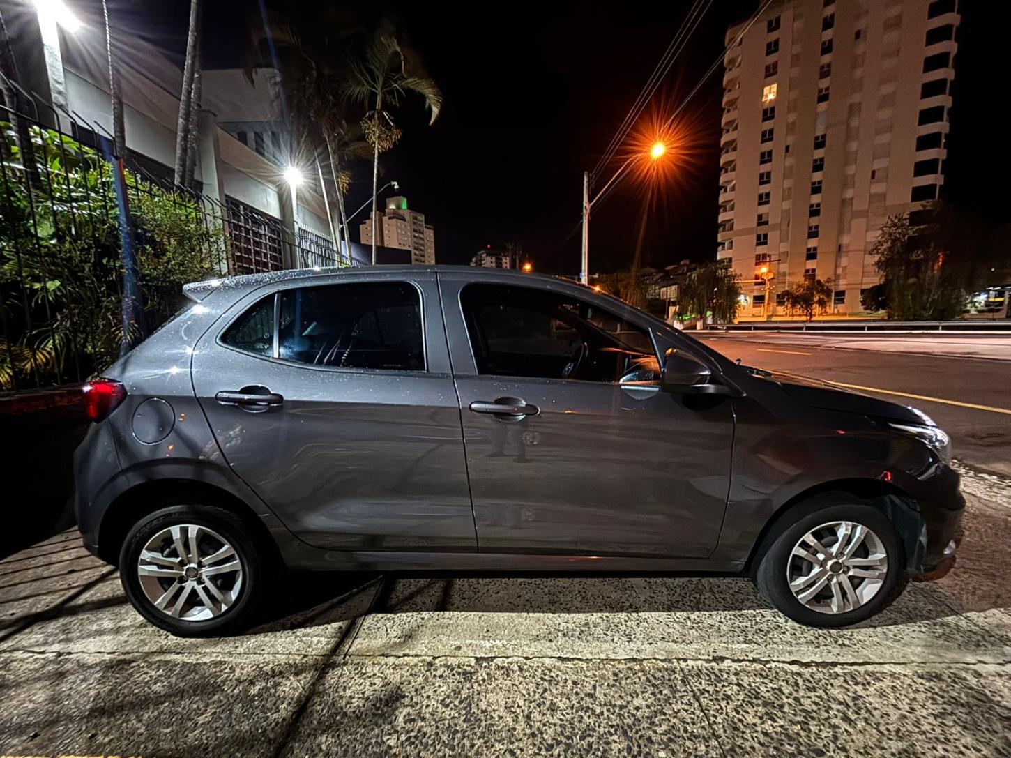 Força Tática recupera carro roubado em Limeira (SP) e prende receptador