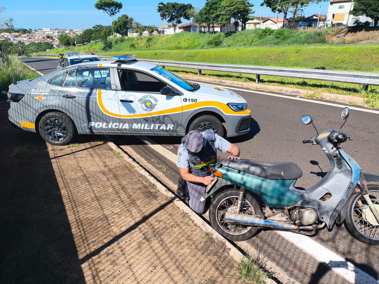 Polícia Rodoviária flagra homem com moto adulterada na Cândido Portinari