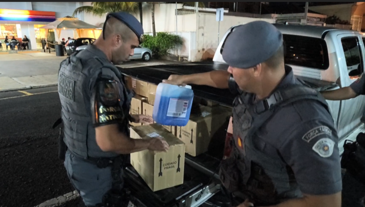 Força Tática acaba com fábrica de falsificação de sabão e prende três