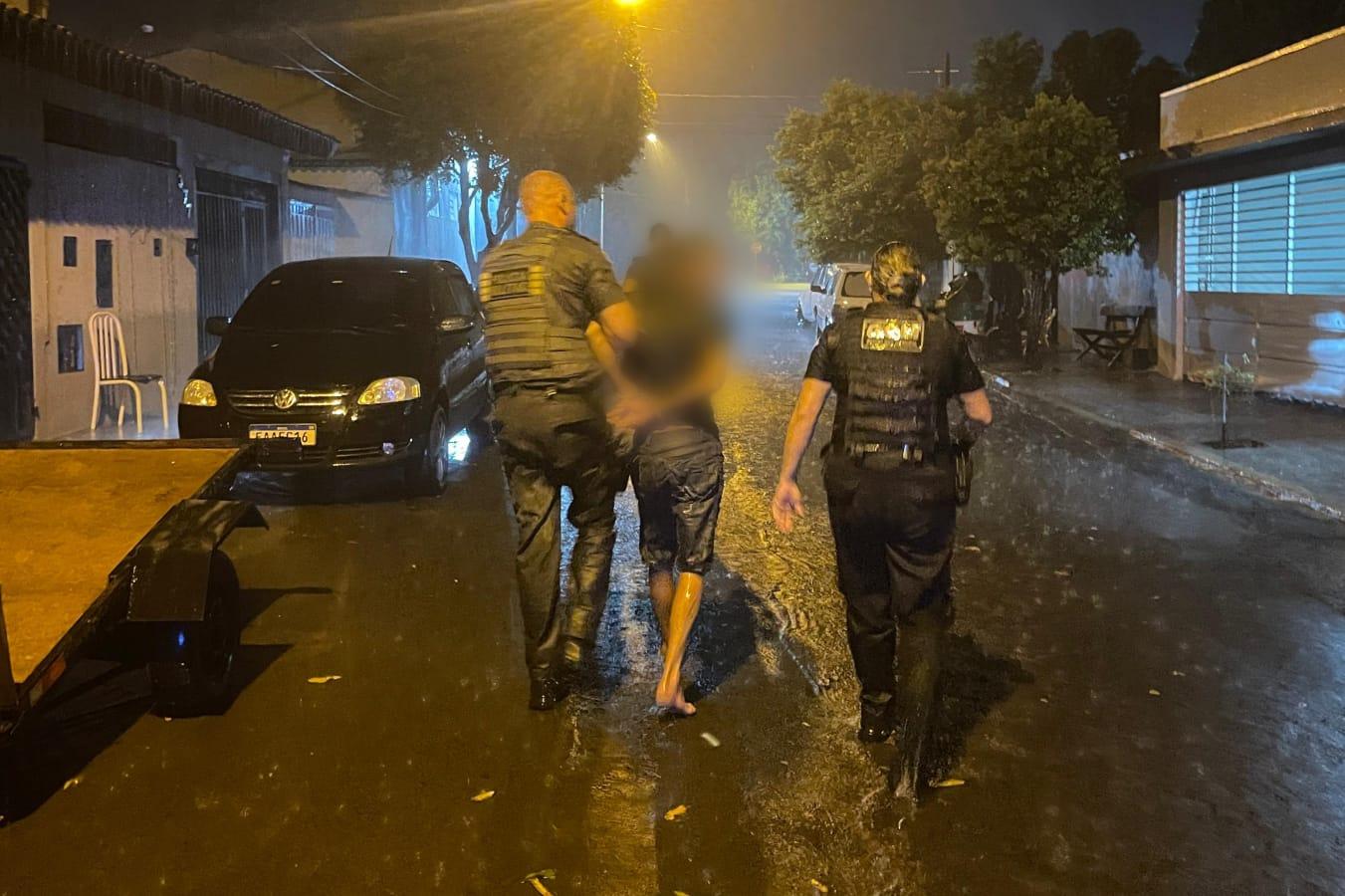 Procurado pela Justiça é preso após fuga por telhados em Rifaina