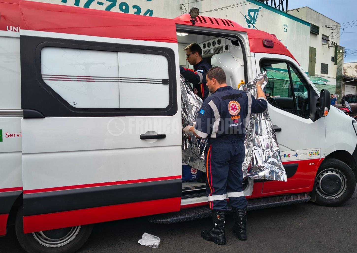 Motociclista atropela idoso na Vila Santa Terezinha