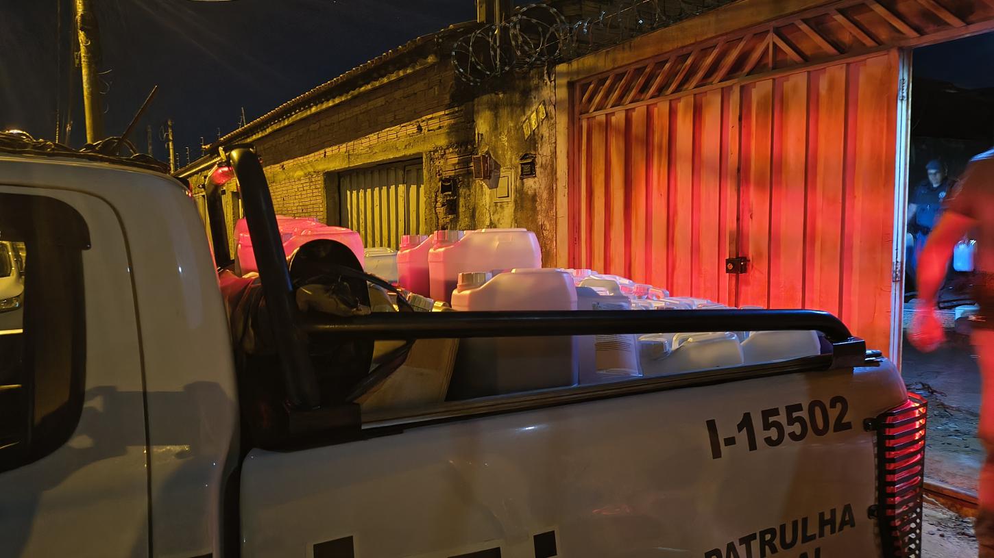 PM fecha laboratório de falsificação de sabão no City Petrópolis