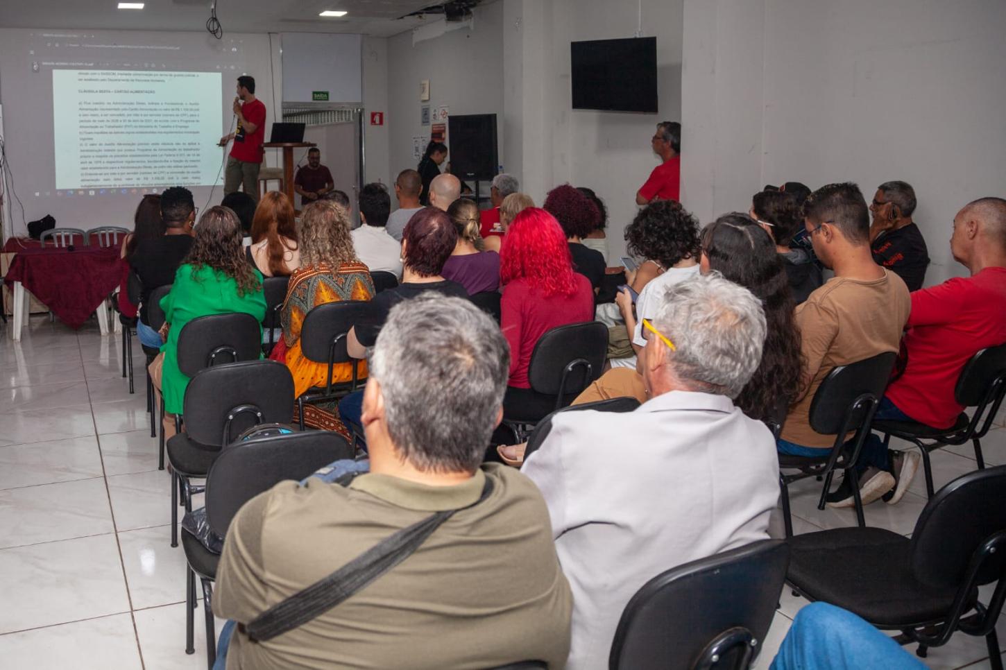 Servidores rejeitam proposta da Prefeitura de Franca em assembleia