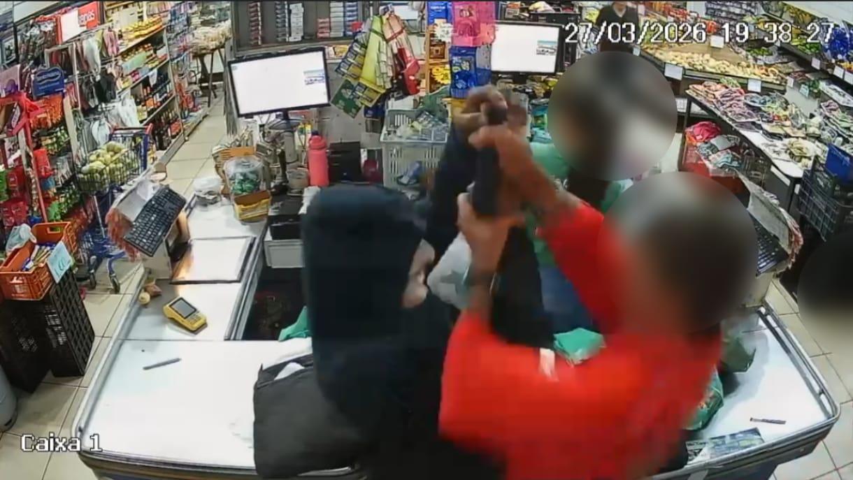 Vítimas colocam bandido para correr em tentativa de assalto em Franca