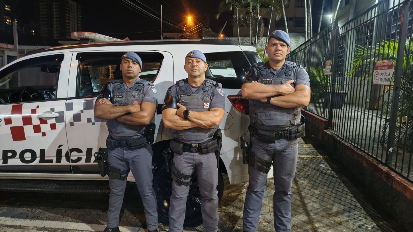 Adolescente tenta fugir, mas é detido pela Força Tática com drogas 