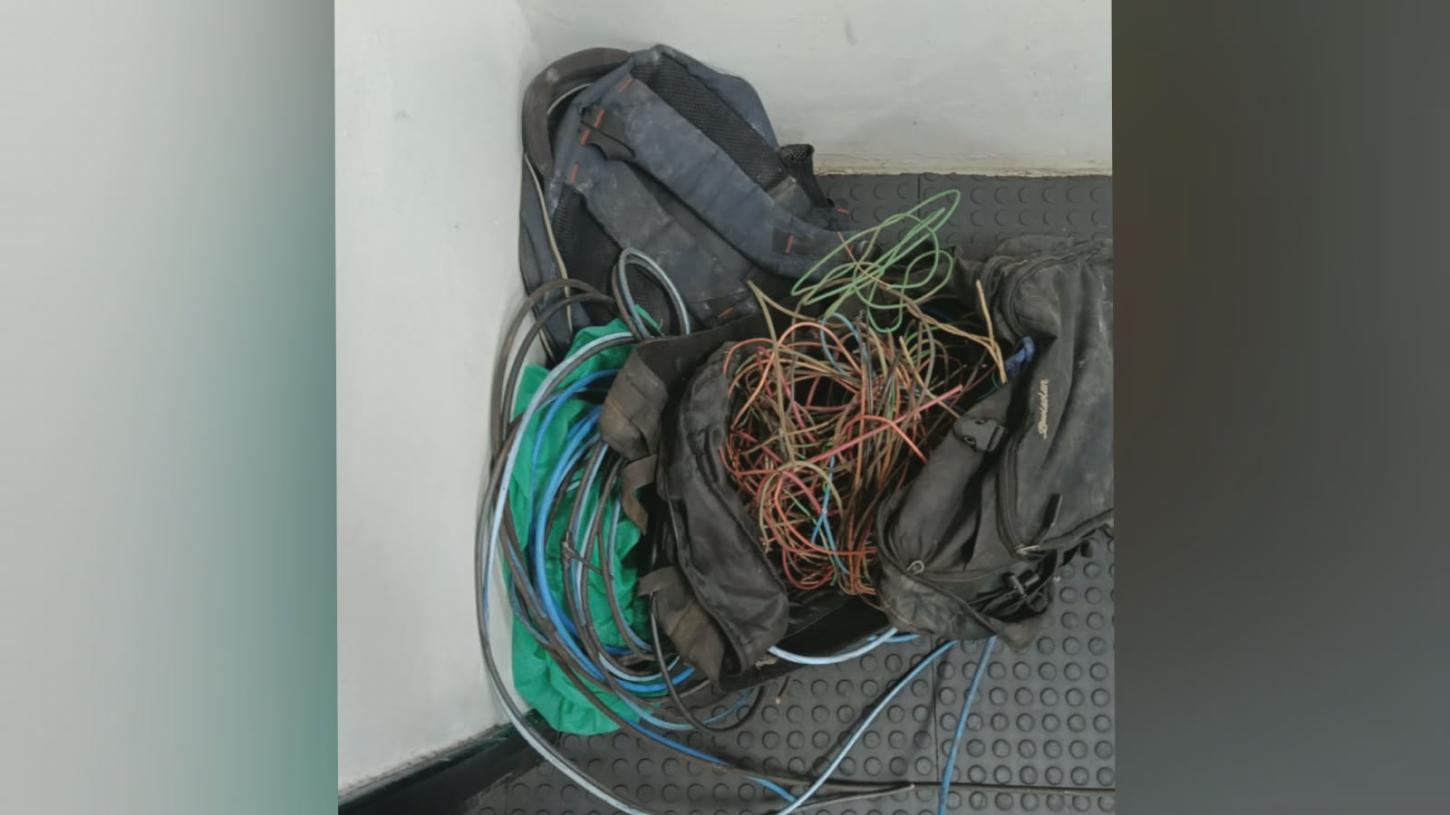 Dupla invade casa desocupada, furta fios e é detida pela GCM