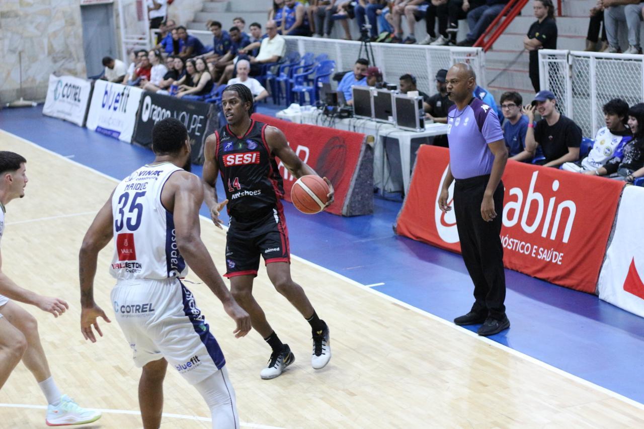 Em jogo decidido nos minutos finais, Franca vence o São José pelo NBB