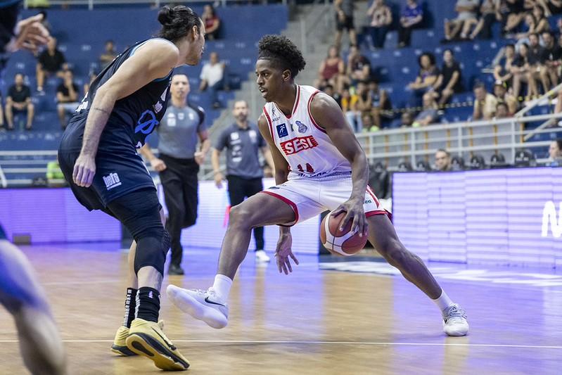 Franca Basquete vence Pato por 36 pontos de diferença no Pedrocão