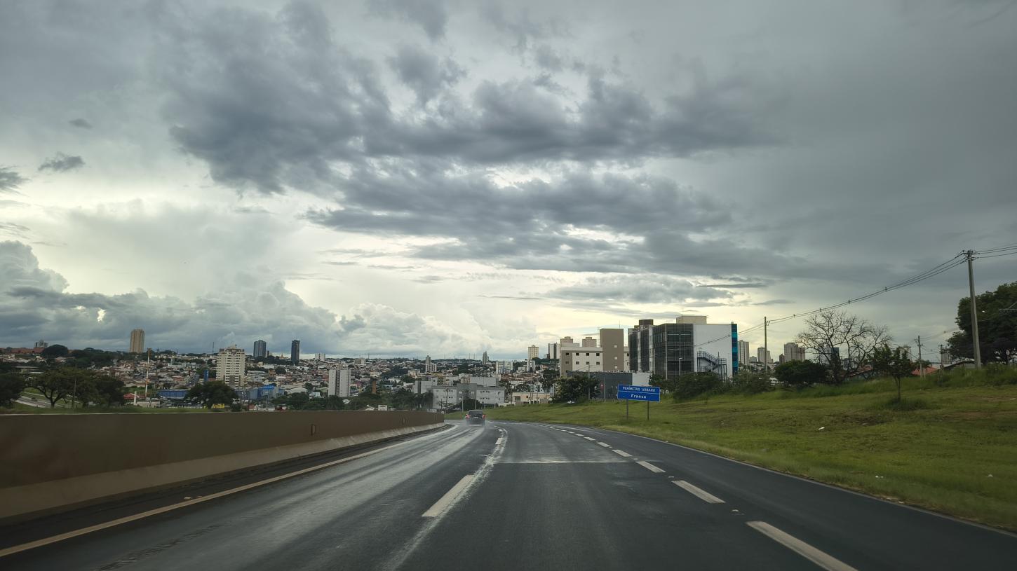 Mais de 120 mil veículos devem passar pela Cândido Portinari no feriado