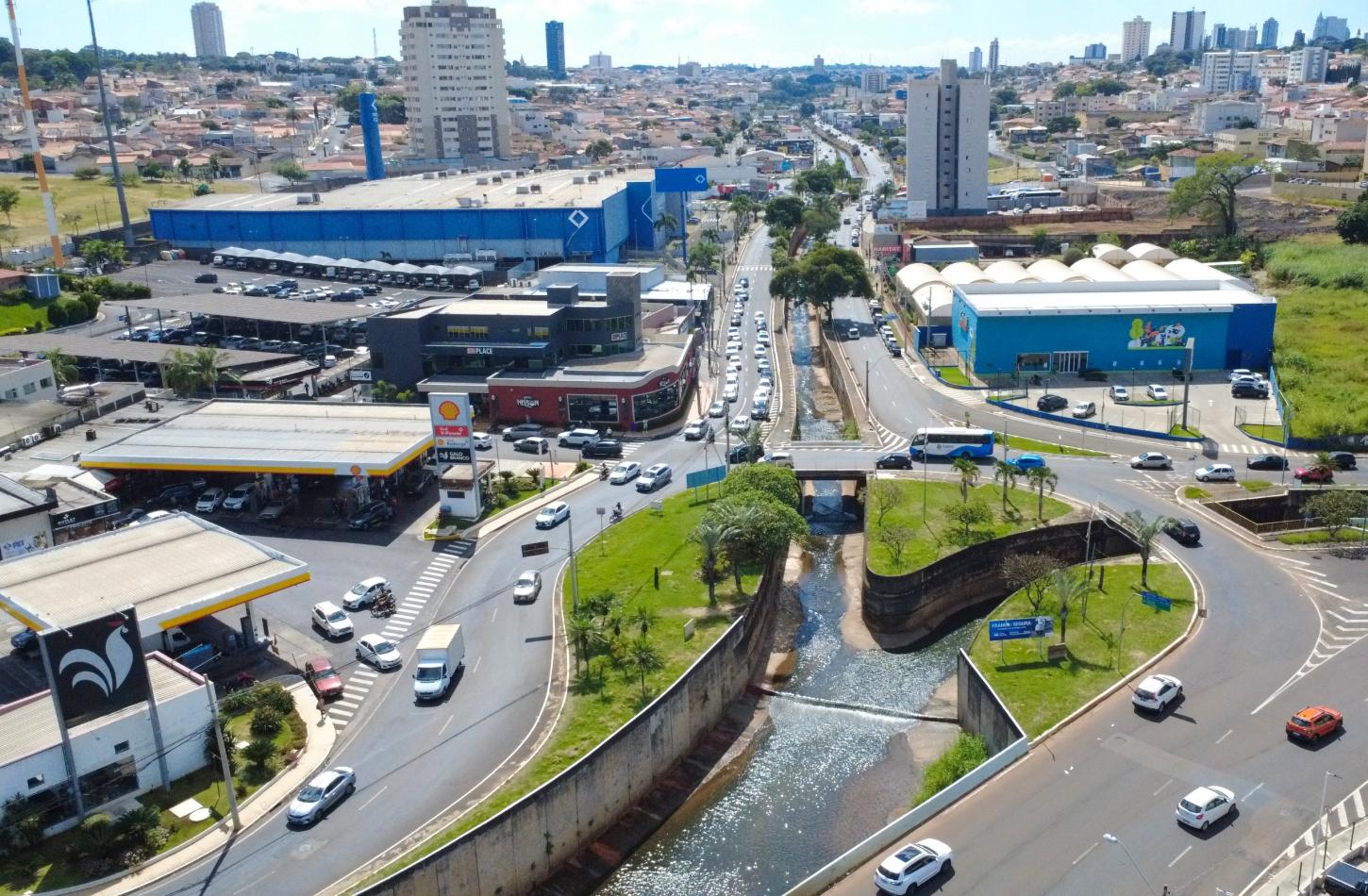 Prefeitura anuncia obras de R$ 40 milhões contra enchentes e mudanças no trânsito