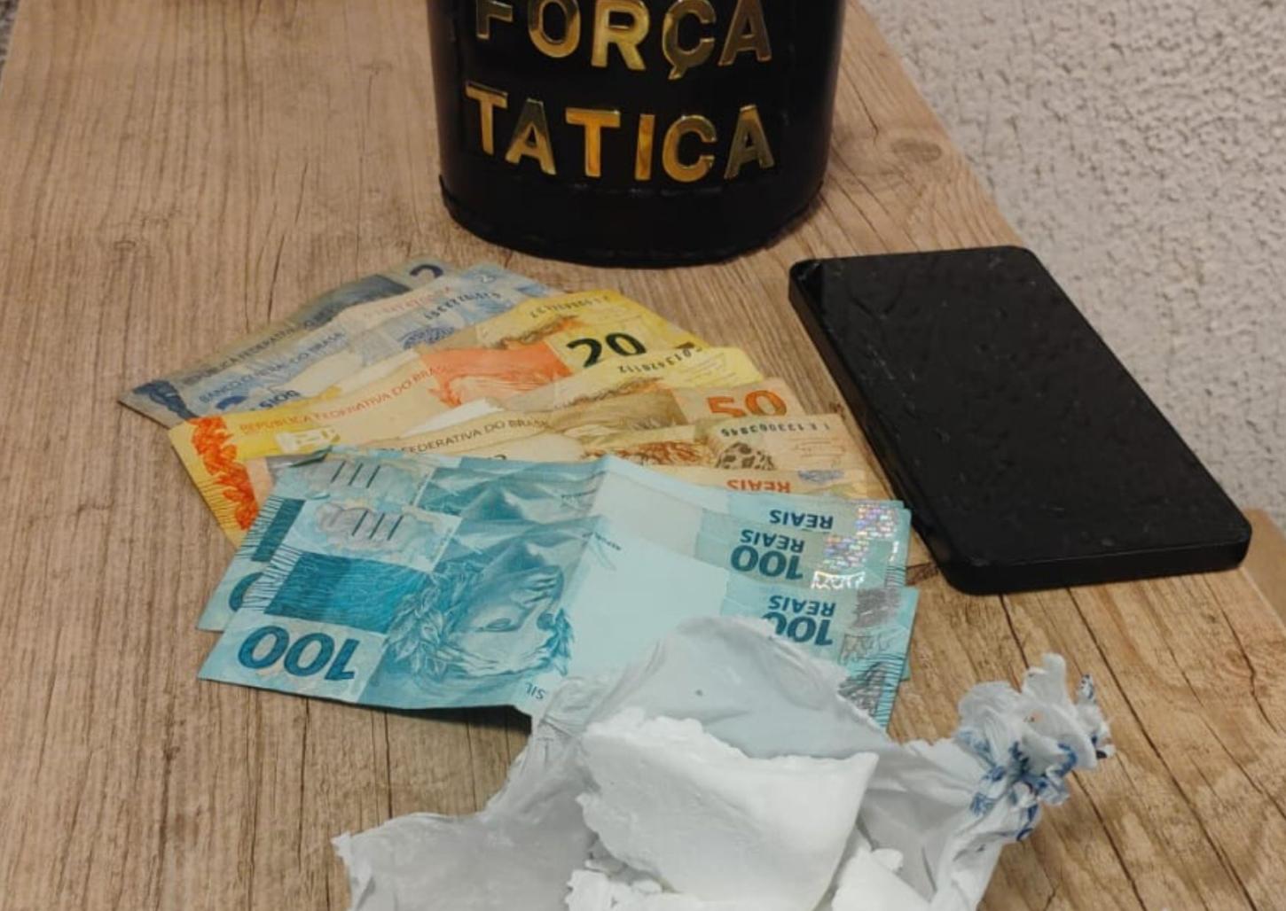 Traficante é preso por policiais da Força Tática no Parque Progresso