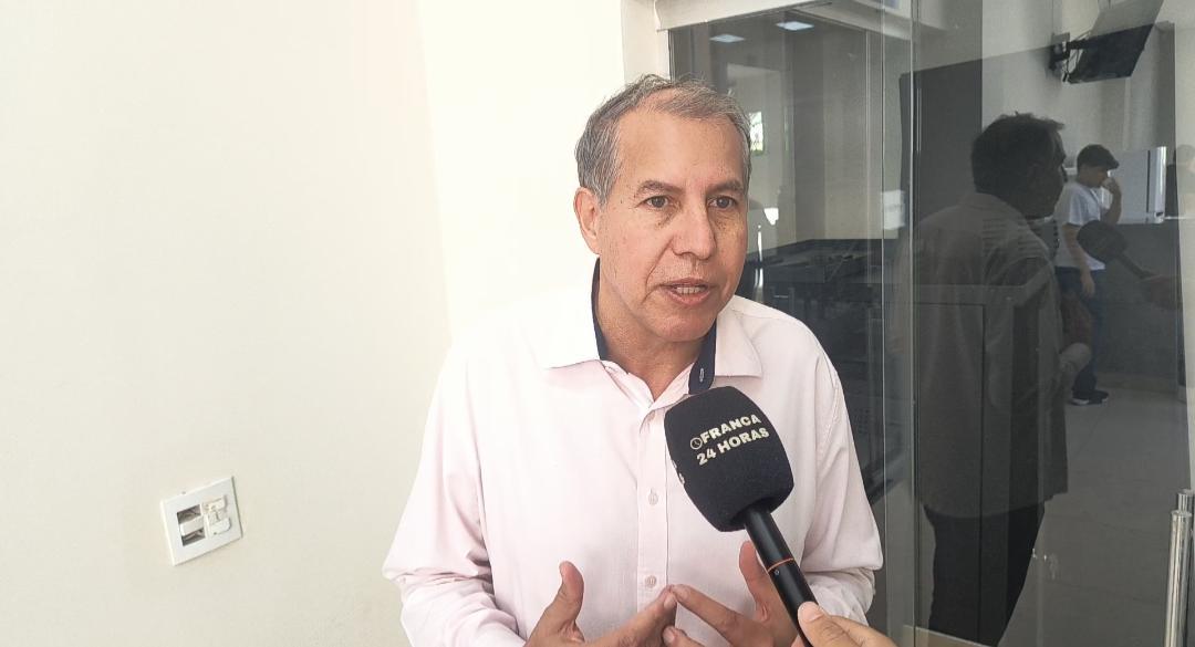 Vereadores aprovam uso de energia fotovoltaica na rede municipal 